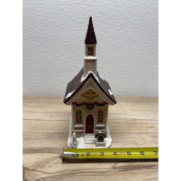 Vtg 1993 Christmas Valley Collection Lighted Porcelain Grace Chapel Church - Picture 14 of 15